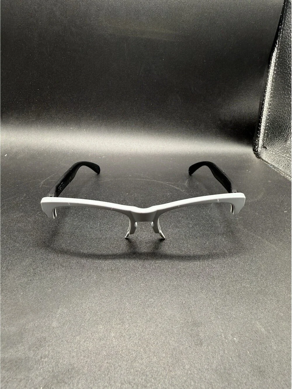 Oakley Frogskin Lite Matte Grey/Black Frame
